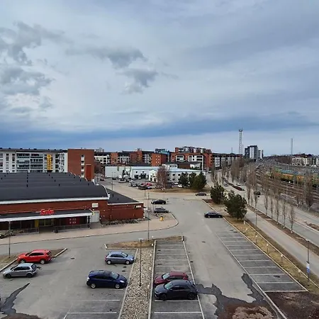 Saunallinen Yksioe Keskustan Laehellae / With Sauna *