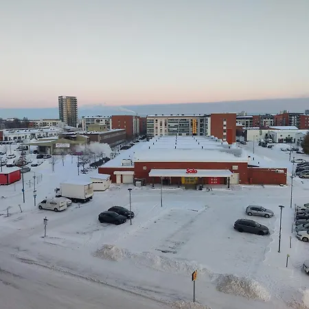 Saunallinen Yksioe Keskustan Laehellae / With Sauna Oulu