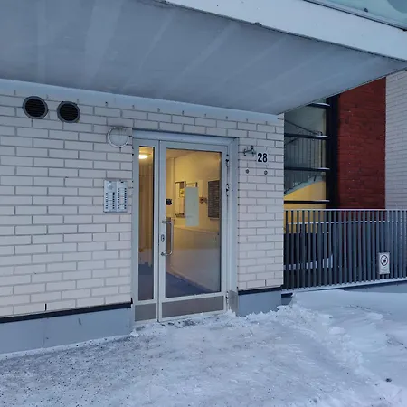 Saunallinen Yksioe Keskustan Laehellae / With Sauna Apartment *